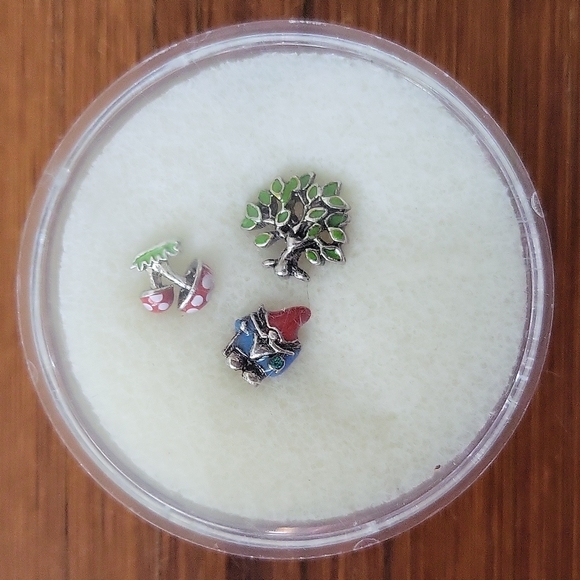 Origami Owl charm set of 3 - Picture 2 of 2